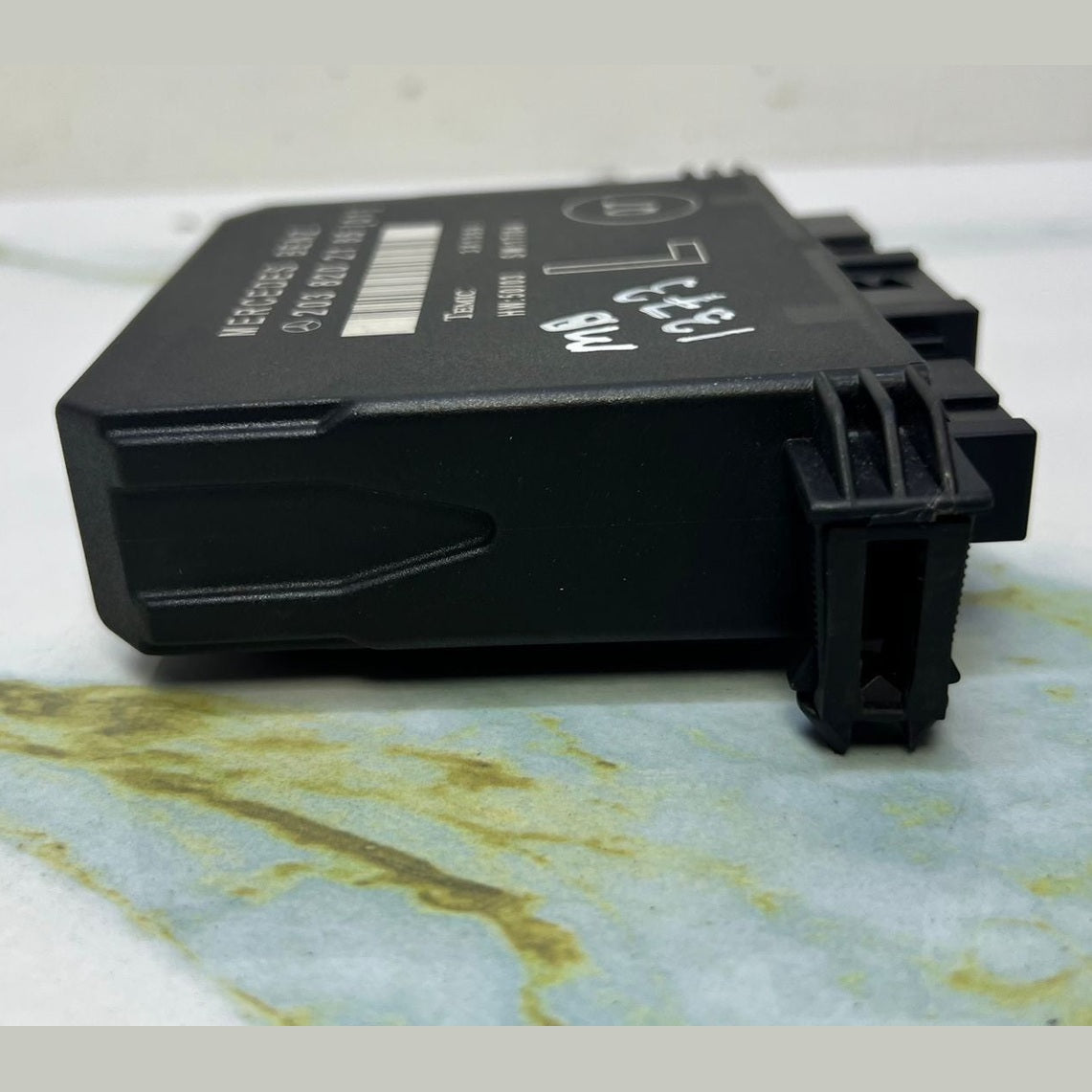 Mercedes-Benz Rear Left Door Control Module 203 8202185 C-Class W203