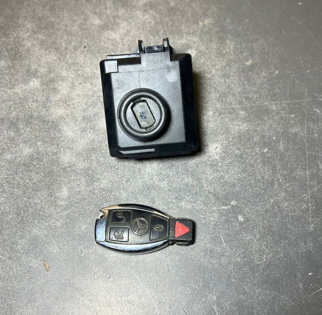 08-14 Mercedes W212 E-Class Ignition Switch Module Unit W/key A212 9055200 OEM