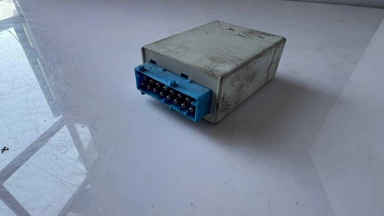 1996-2002 BMW Z3 Windshield Wiper Control Module 8366381 E36 318i 323i 328i 