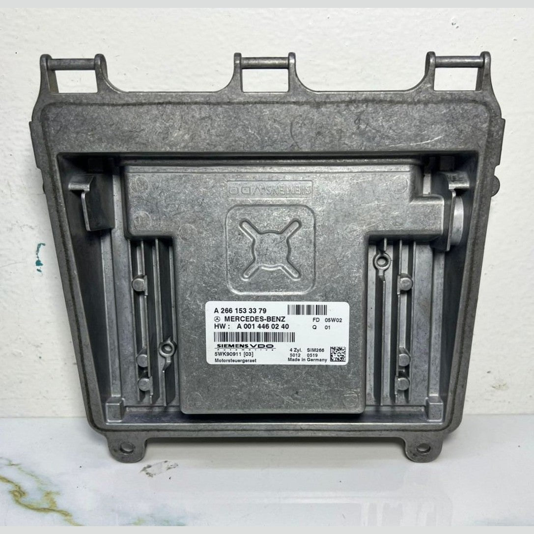 Mercedes-Benz Engine Control Unit A 266 153 33 79