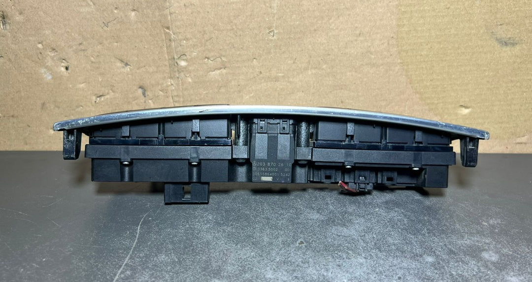 03-06 Mercedes-Benz W203 C-Class Hazard Switch Warning Button A203 8702610