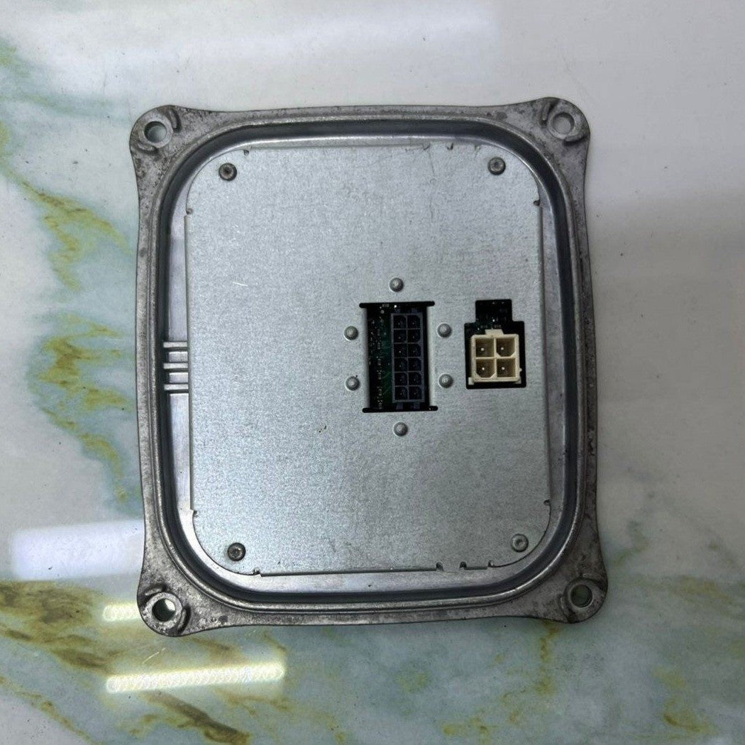 Mercedes-Benz Voltage Converter A 216 820 37 89