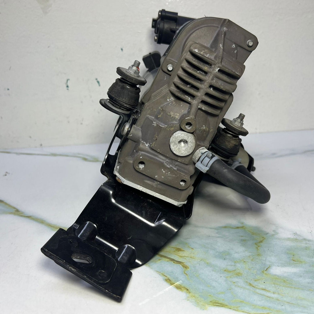 Mercedes W166 ML GL GLE Airmatic Air Suspension Compressor Pump A166 3200204 OEM