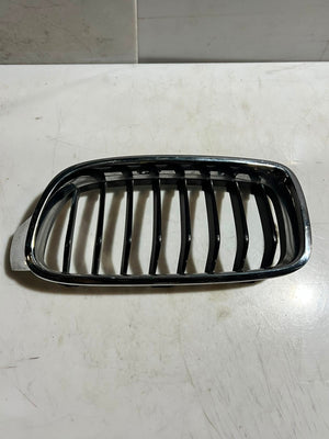 BMW 3 Series F80 F30 F31 F32 F35 Left Chrome BUMPER Kidney Grille 7295441 OEM