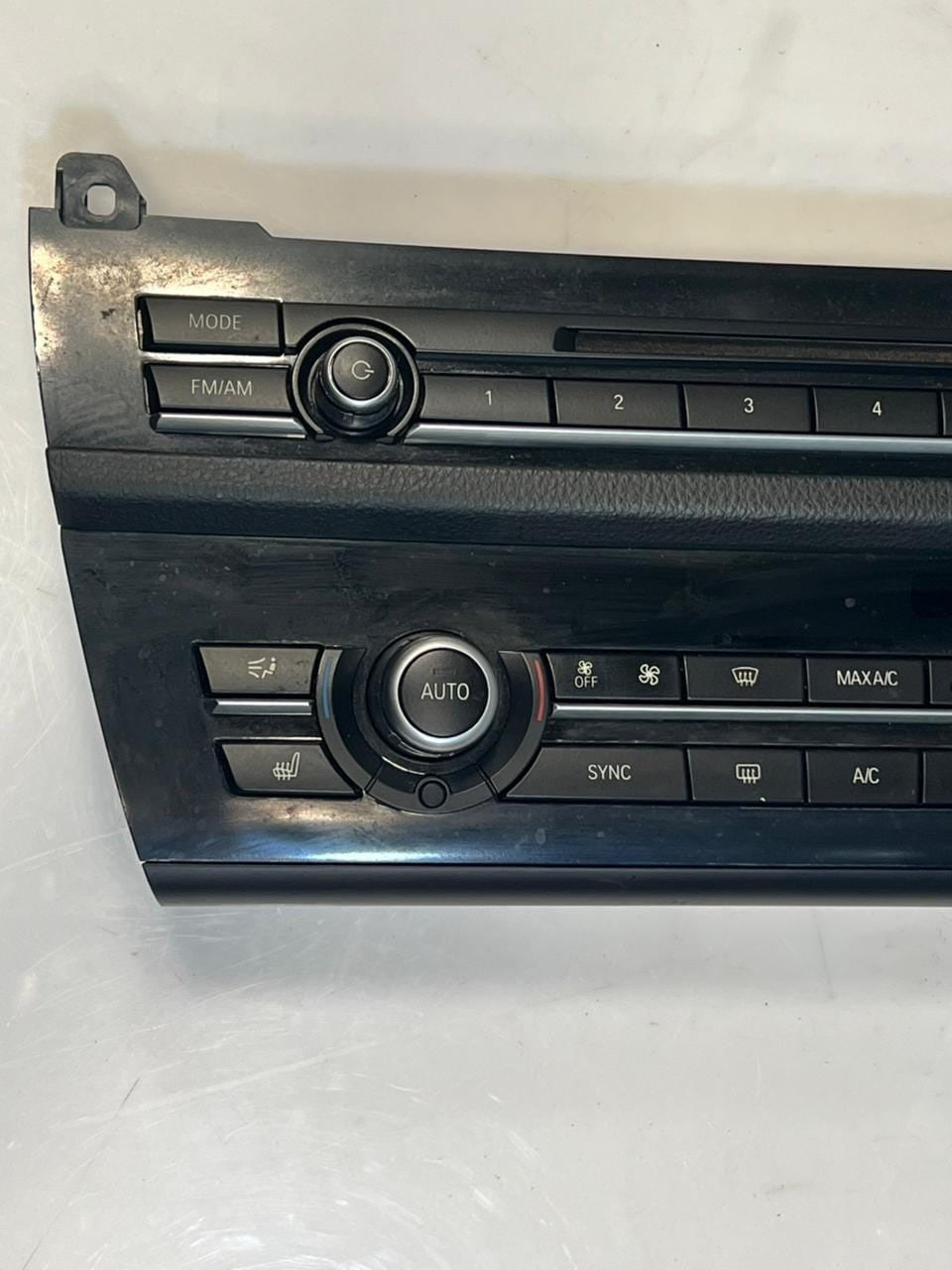 2011-2016 BMW 535i 5 Series F10 F11 Climate Control Unit CD AC PANEL 9324324 OEM