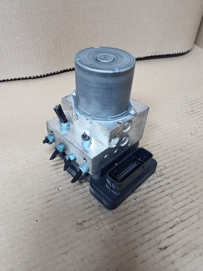 2011-2016 BMW F10 F11 5 Series 528i ABS Pump DSC Hydraulic Control Unit 6868329