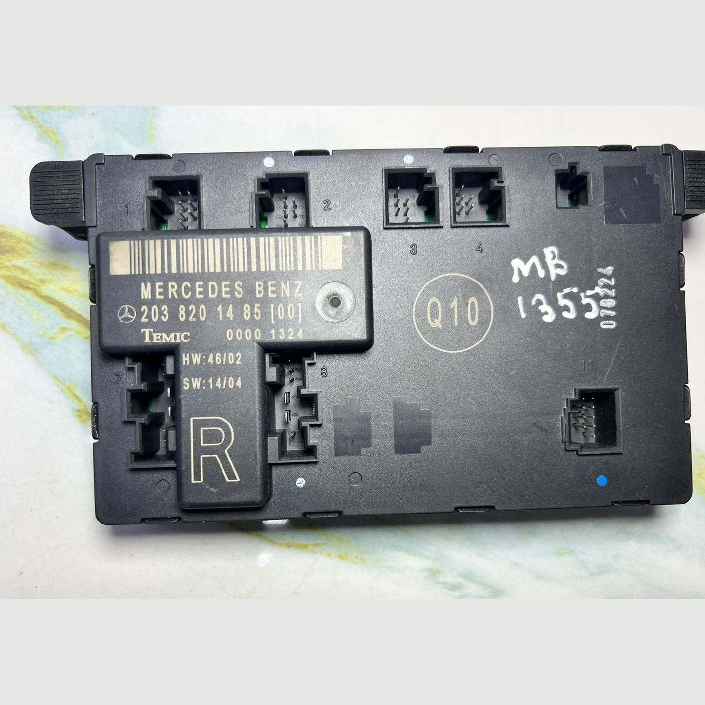 Mercedes-Benz Door Control Module 2038201485 W203 C-Class