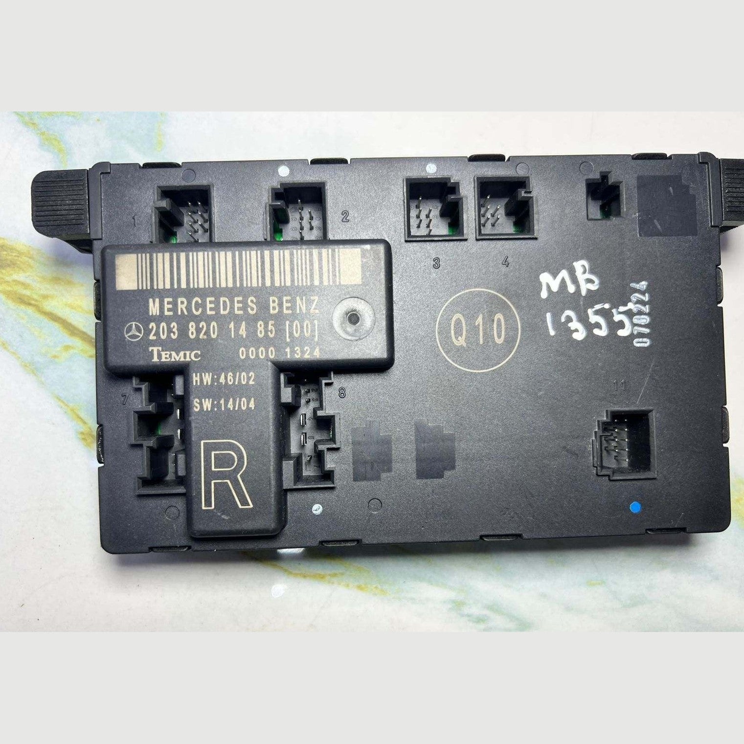 Mercedes-Benz Door Control Module 2038201485 W203 C-Class