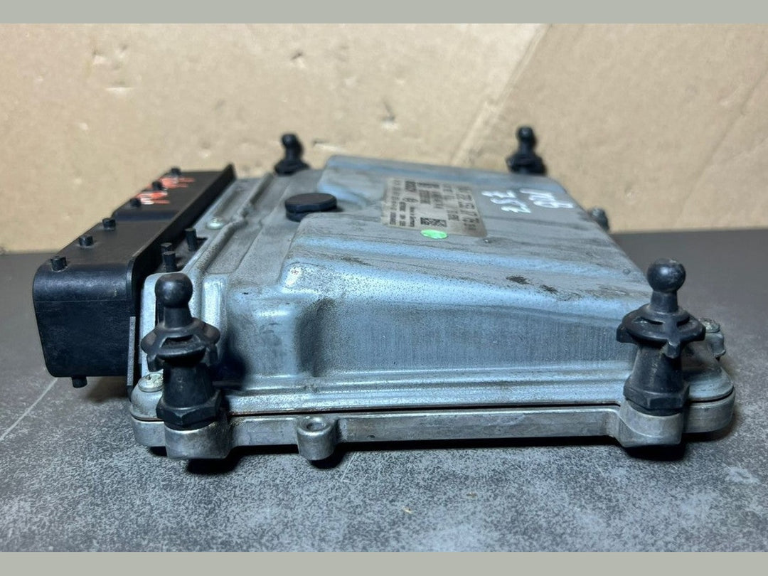 03-07 Mercedes W211 E-Class Engine Control Module Unit ECM ECU A272 1531779 OEM