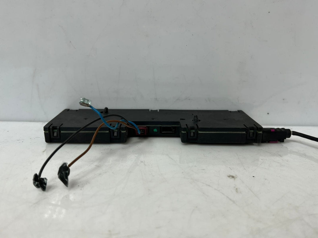 2007-2013 BMW X5 E70 Antenna SIGNAL Amplifier Diversity 9193849 OEM