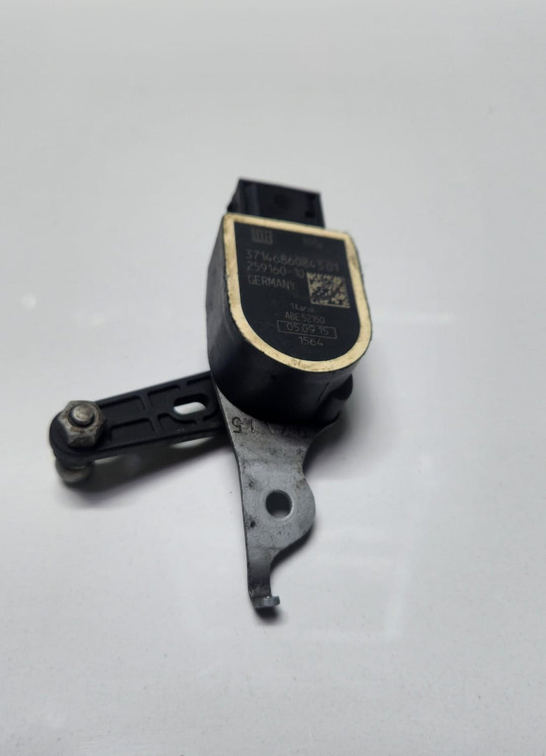 2012-2018 BMW M6 Headlight Level Sensor 6860843 3 Series F30 F31 5 Series F10 