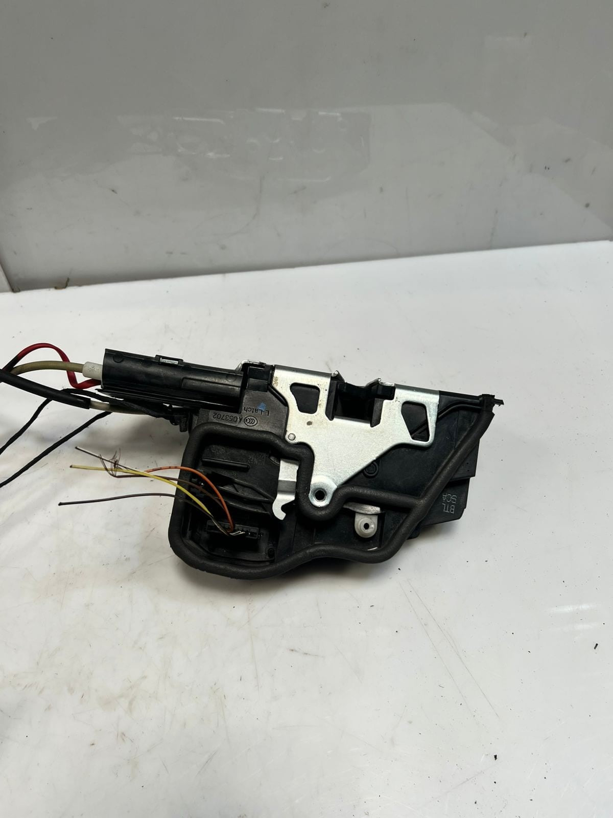 BMW E92 Soft Close Door Lock Mechanism Front RIGHT Soft Close Auto 7226199