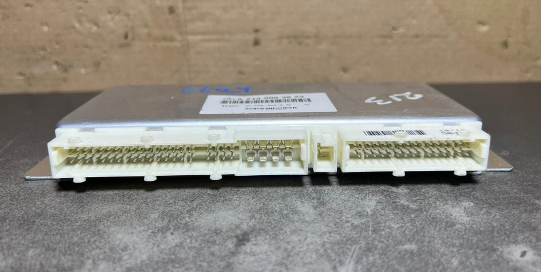 15-20 Mercedes W213 E-Class Air Airmatic Suspension Control Module A213 9003623