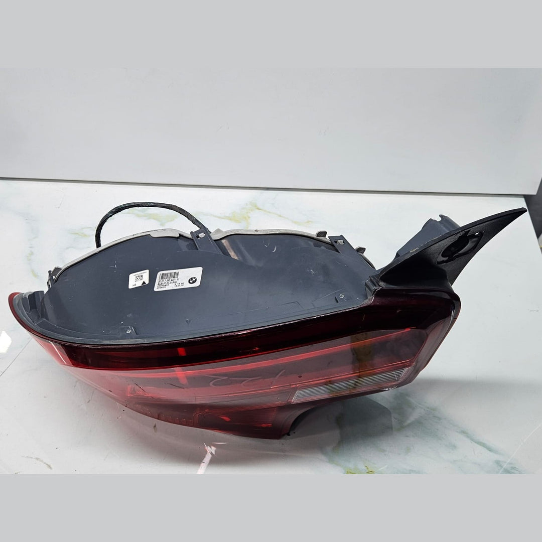 BMW 2 Series F22, F23, F87 Rear Right Side Light Tail Light Assembly 7295424 OEM