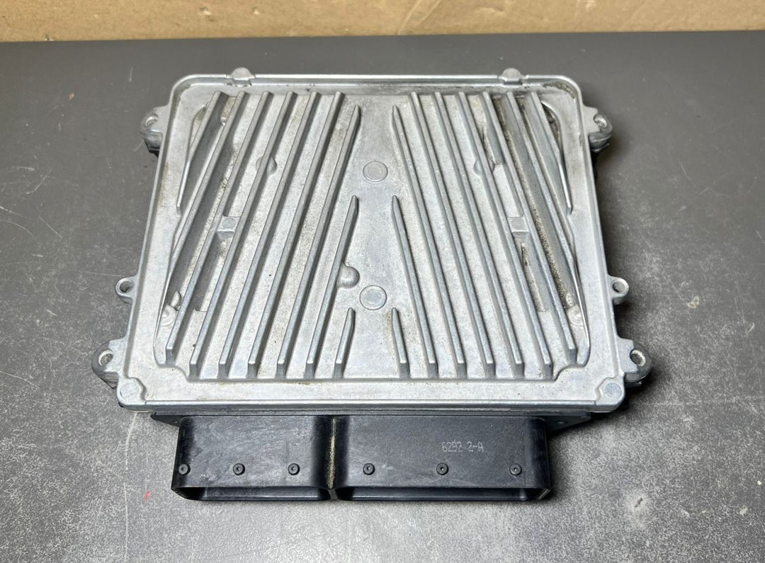 07-12 Mercedes W221 S-Class Engine Control Module Unit ECM ECU A272 9005600 OEM