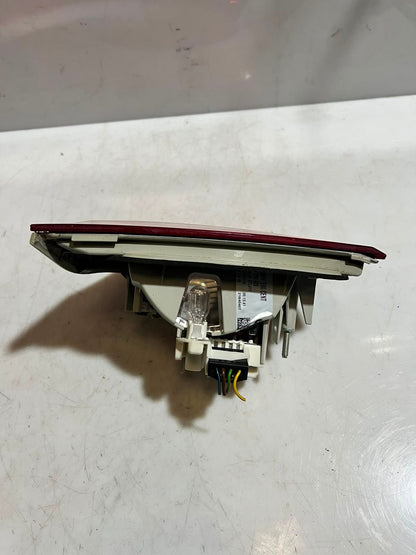BMW 3' E90 LCI 328i 323i 335i Tail Light Decklid REAR SET 7289428 7289426 