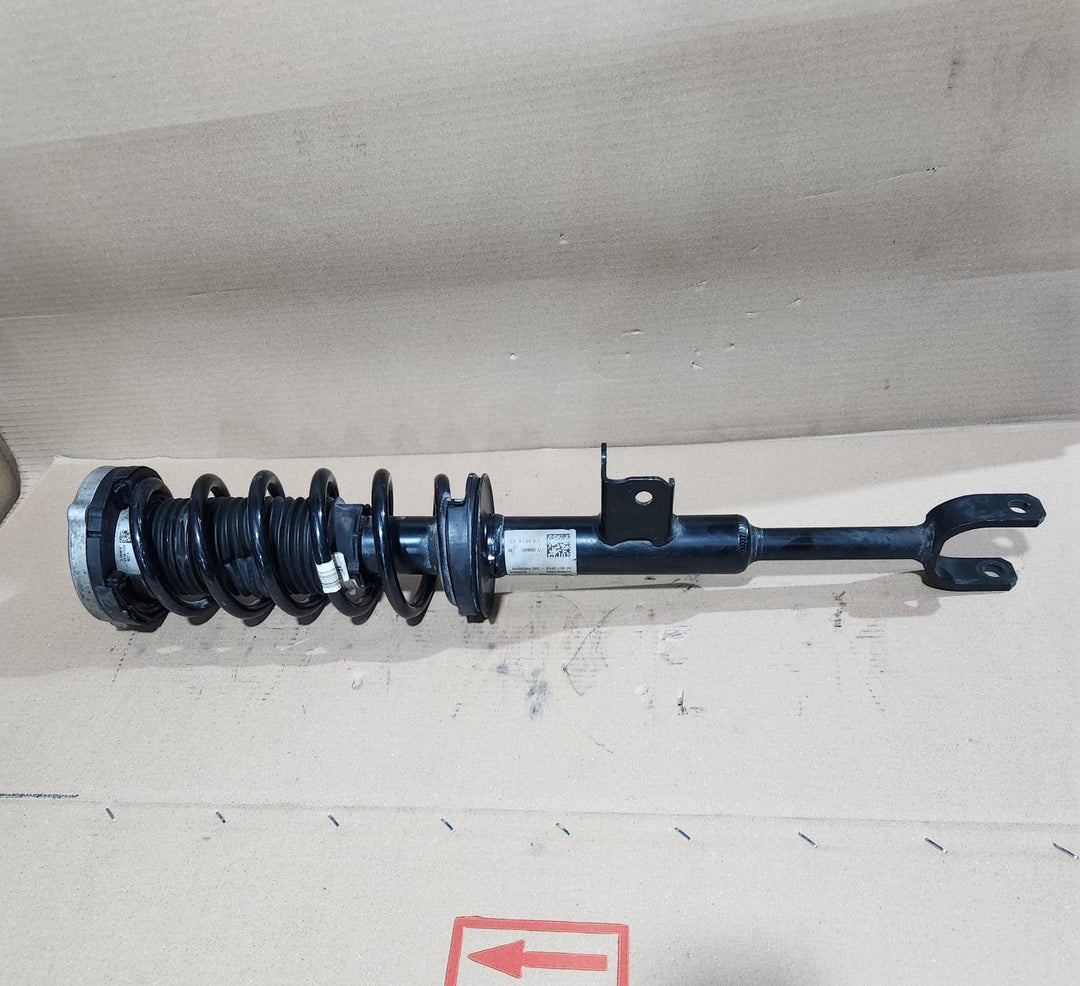 2017-2023 BMW 530i Front Left Shock Absorber 6866591 5 Series G30 530i and 540i
