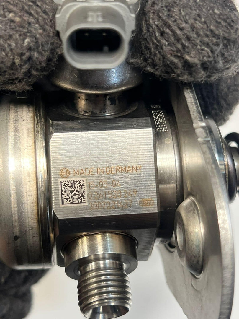BMW MINI F55 F56 F57 1.2 Petrol B38A12A B38 High Pressure Fuel Pump 7636881