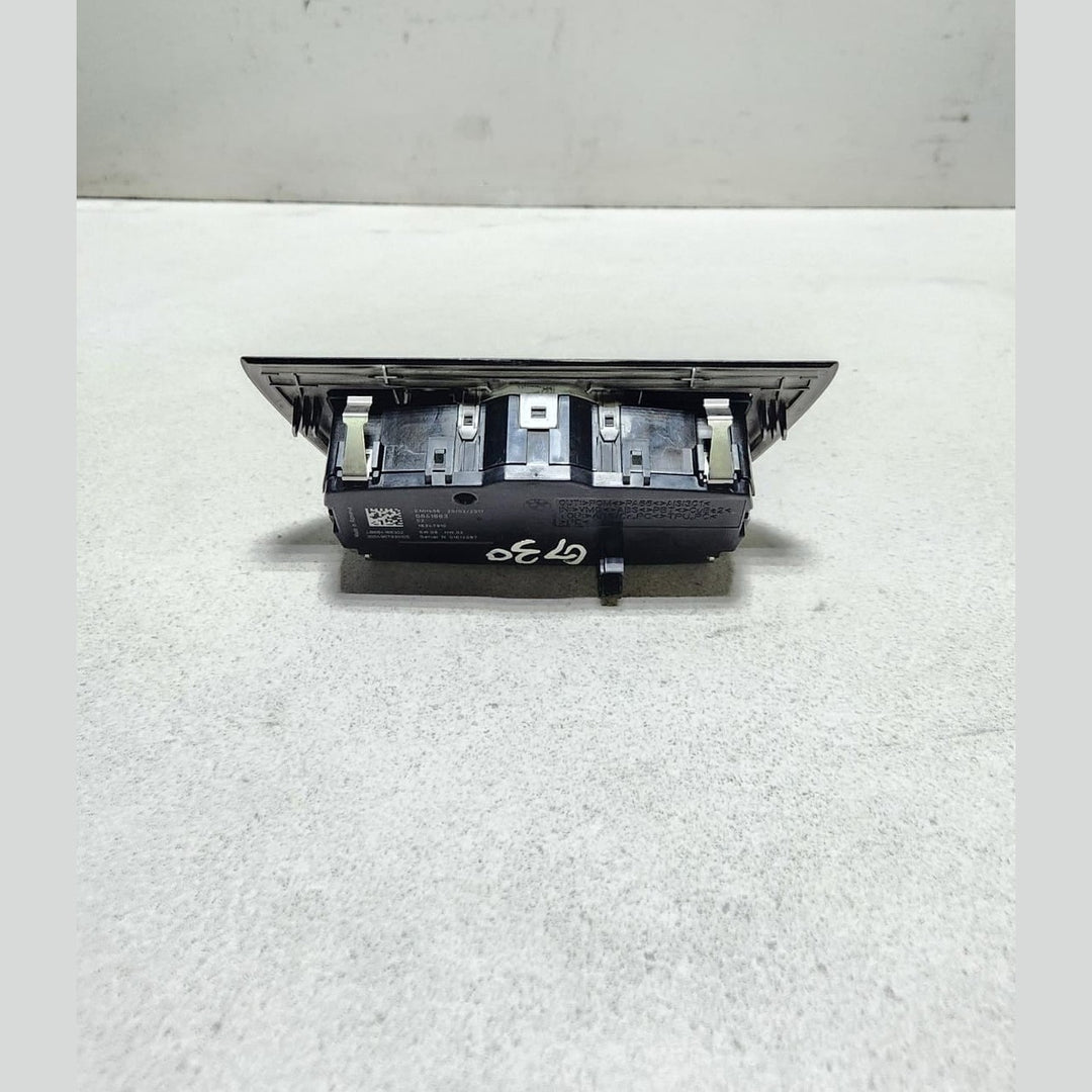 2017 BMW 530i Light Control Switch 684188302 5 Series G30 G31