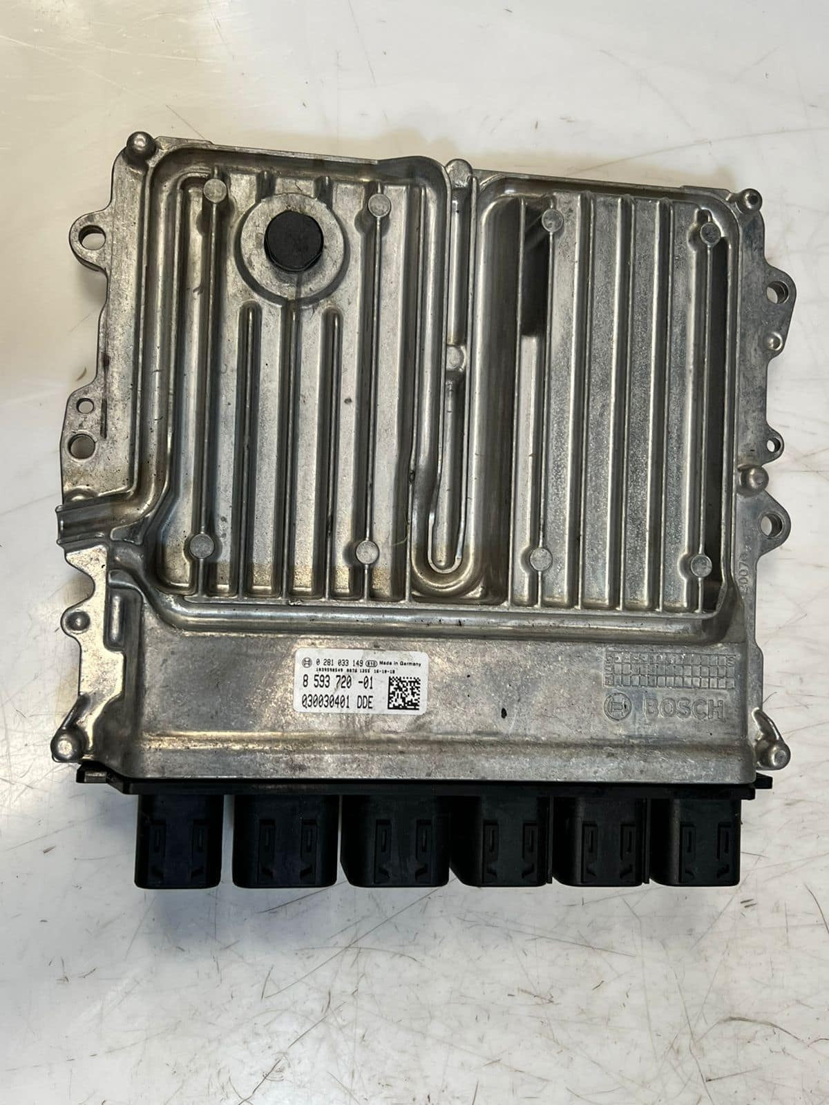 BMW 7 Series G11 G12 730d xDrive Engine Control Unit ECU SET DDE 8593720 OEM