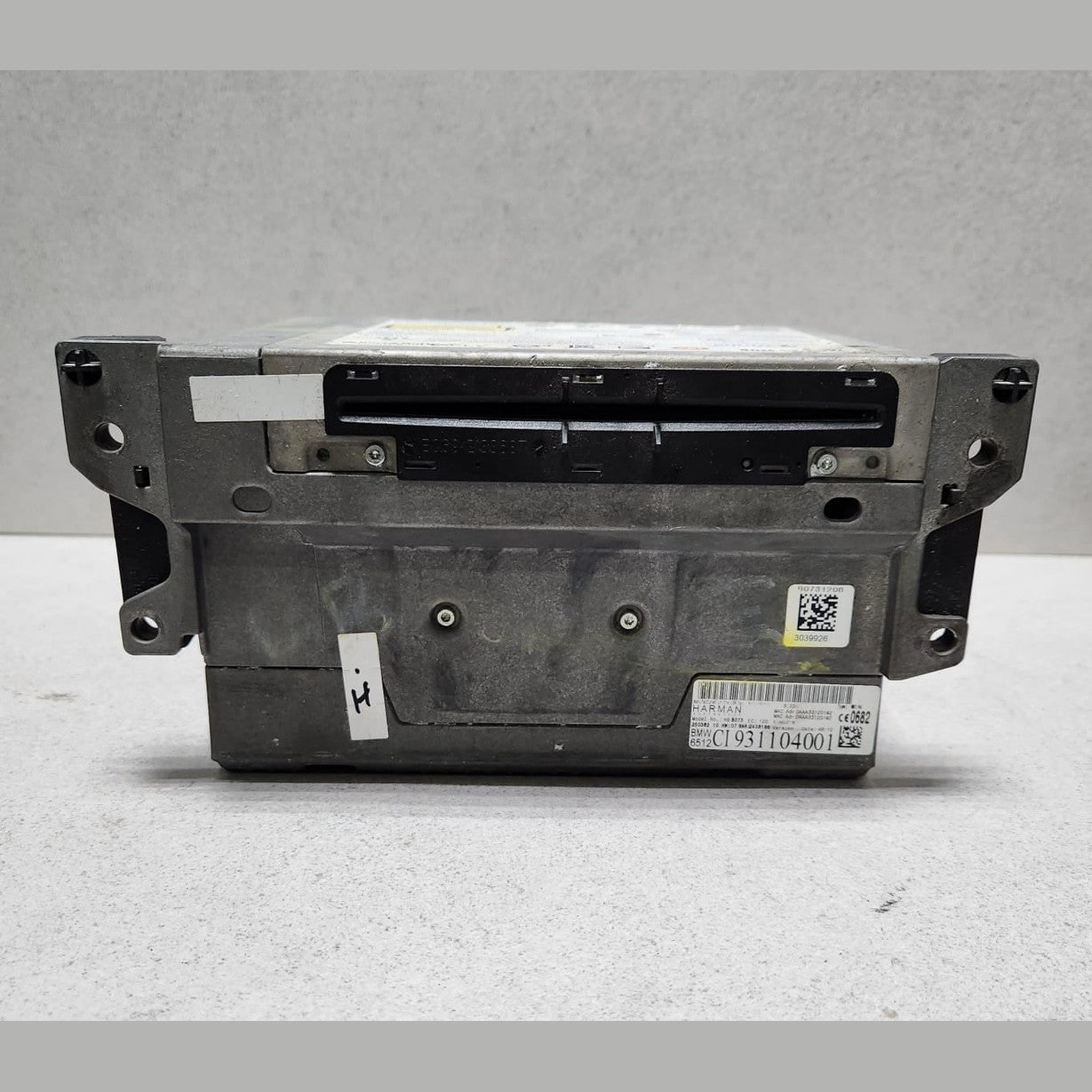 2011-2013 BMW 528i Radio Navigation Head Unit 9311040 5 Series F10 528i 535i 