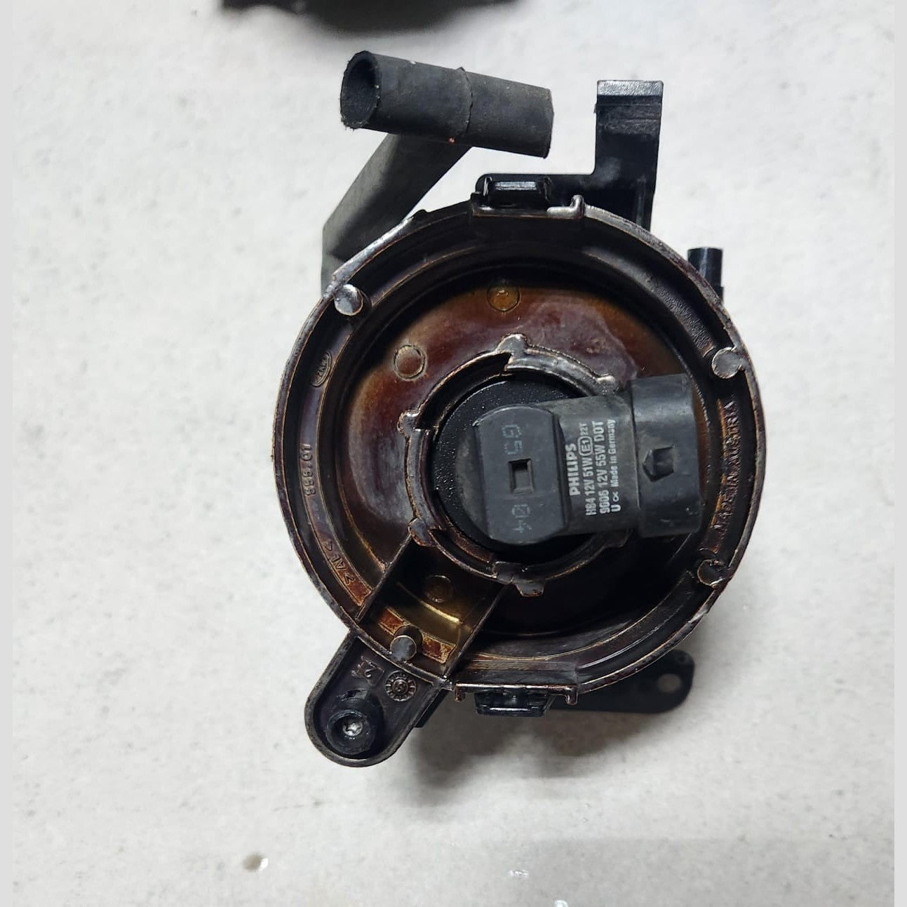2004-2010 BMW 525i Front Right Fog Light 6910792