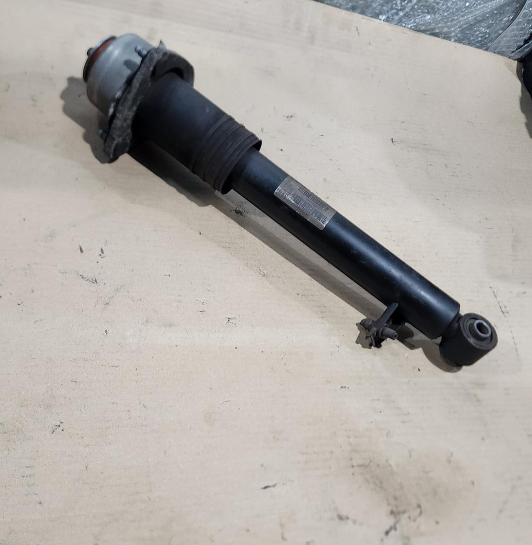 2007-2013 BMW X5 Rear Right Shock Absorber 6781922 X5 E70