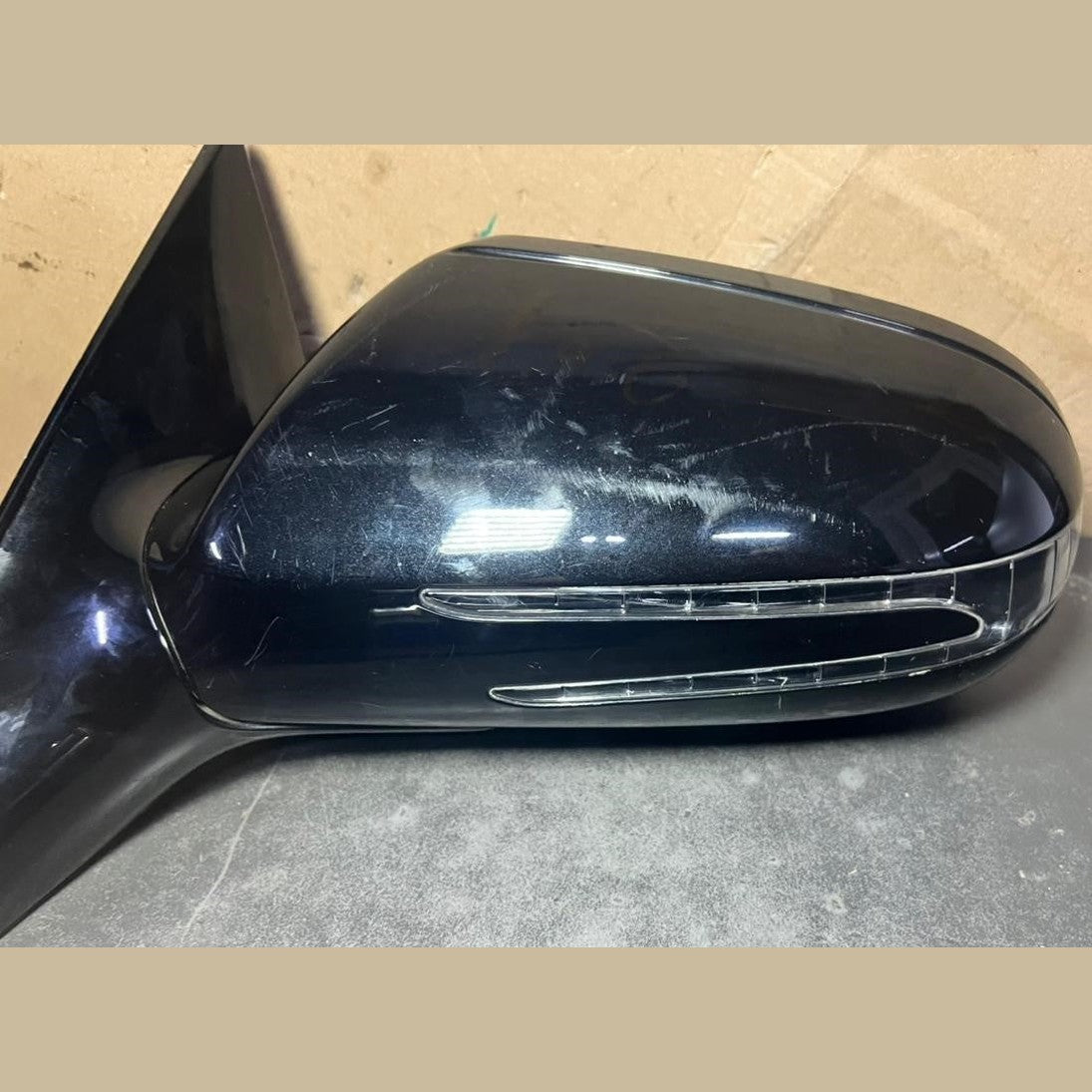 Mercedes-Benz W207 E-Class Left Side Mirror Foldable Signal Light A207 8101916