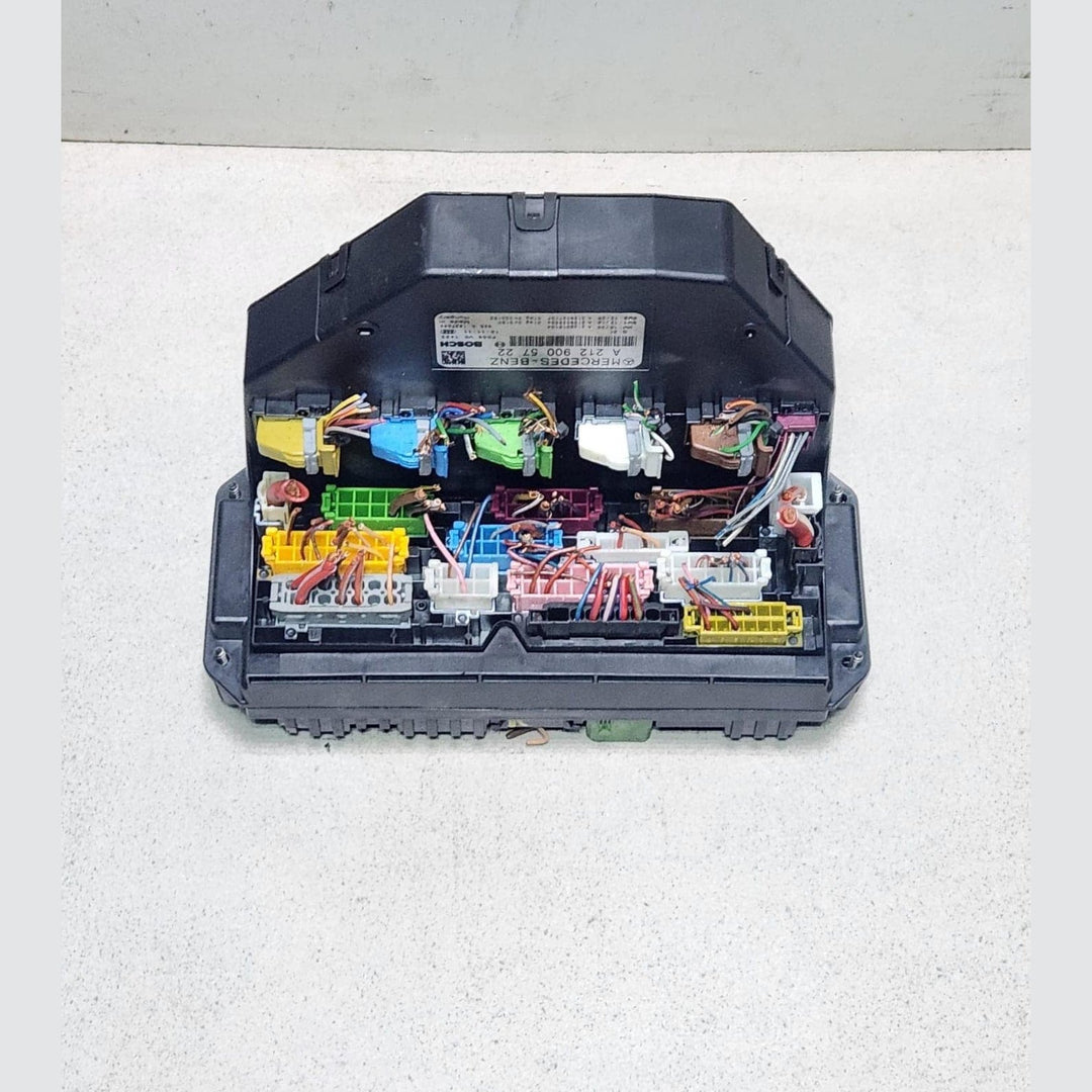 Mercedes-Benz Fuse Box A2129005722 C-Class W204 and E-Class W212