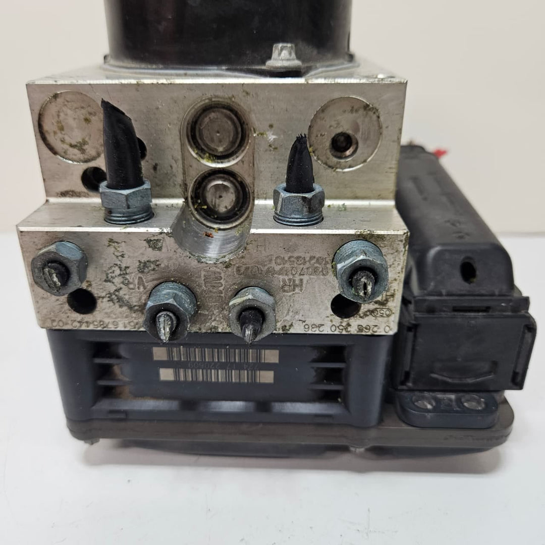 2008-2016 BMW 7 Series F01 F02 730D 750i F10 Abs Pump 6792478