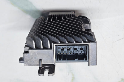 OEM BMW G05 G06 G07 8 G14 G15 Amplifier Module Amplifier BOOSTER ALEV3 9832611