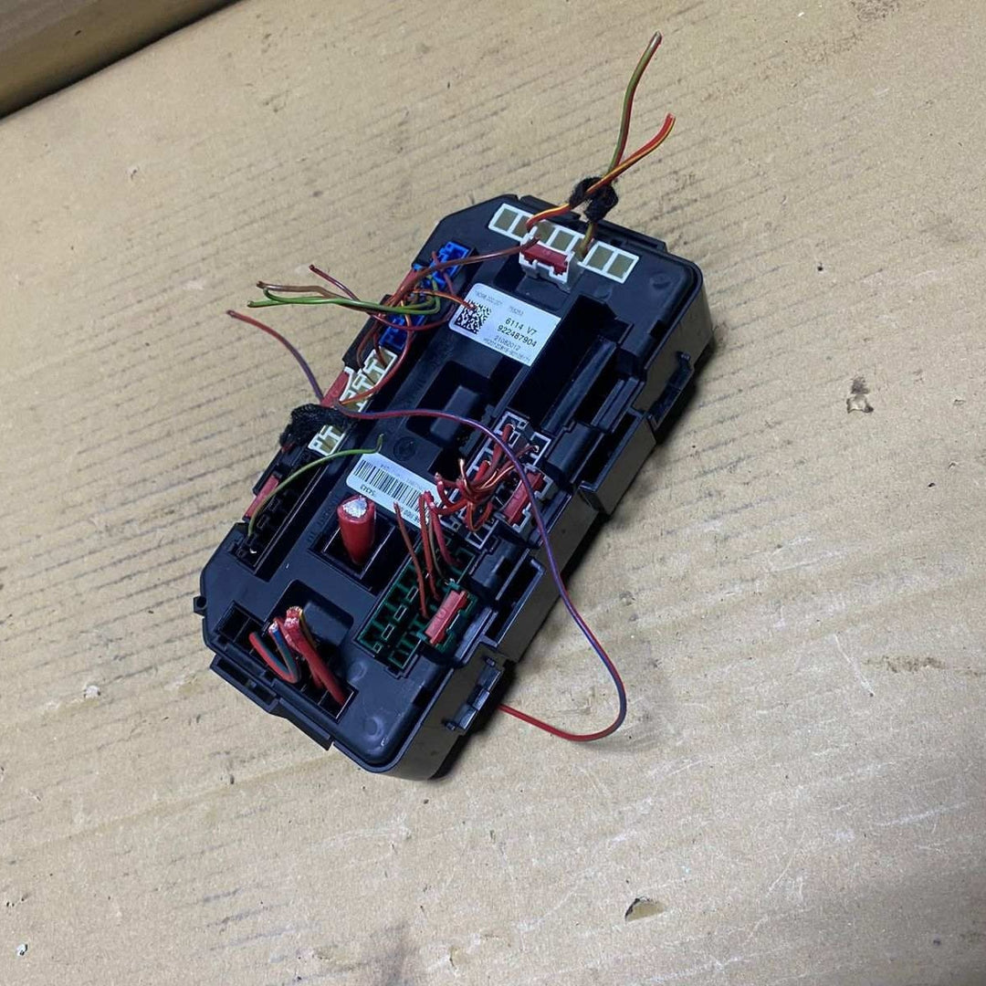 2012-2016 BMW 328i Fuse Box 9224879 3 Series F30, 1 Series F20, and 7 Series. Fr