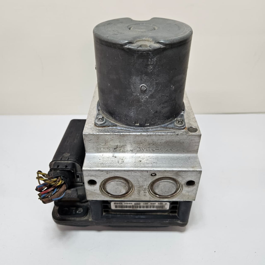 OEM BMW 5 Series E39 F10 F11 ABS Pump 6797040