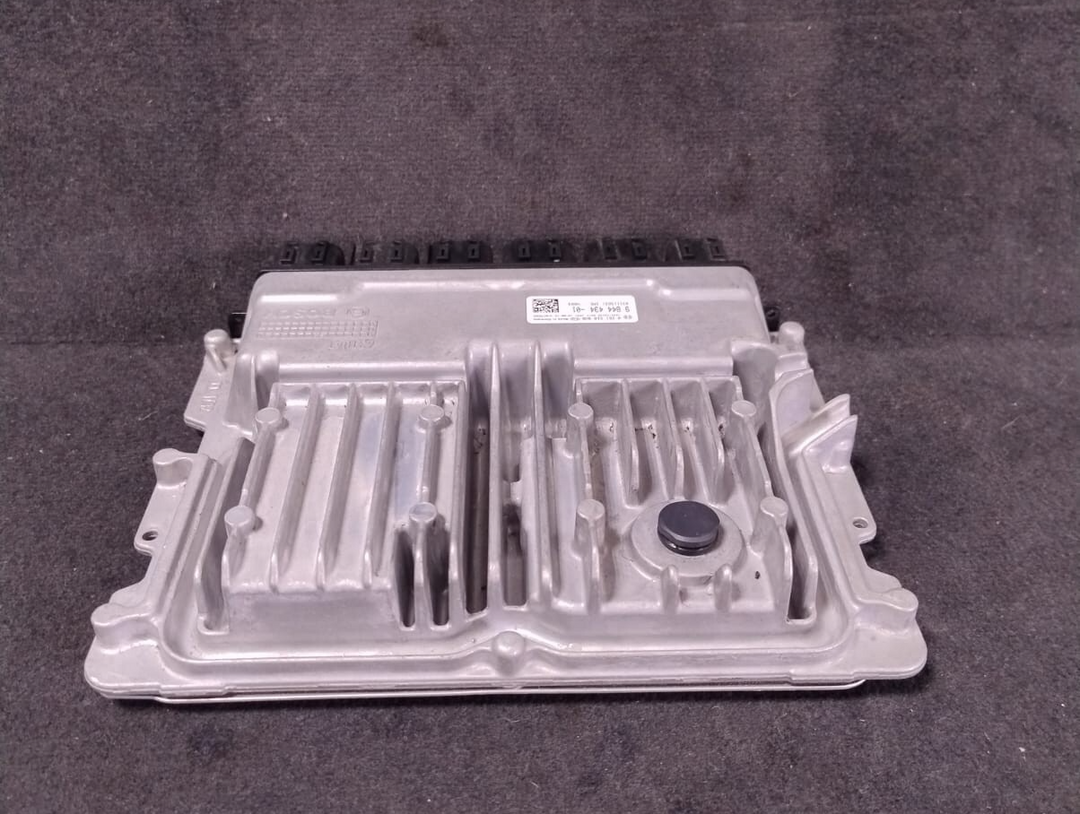 BMW 330I 530I G20 OEM B46 B48 ENGINE CONTROL UNIT ONLY 4ZYL ECU DME 9844434