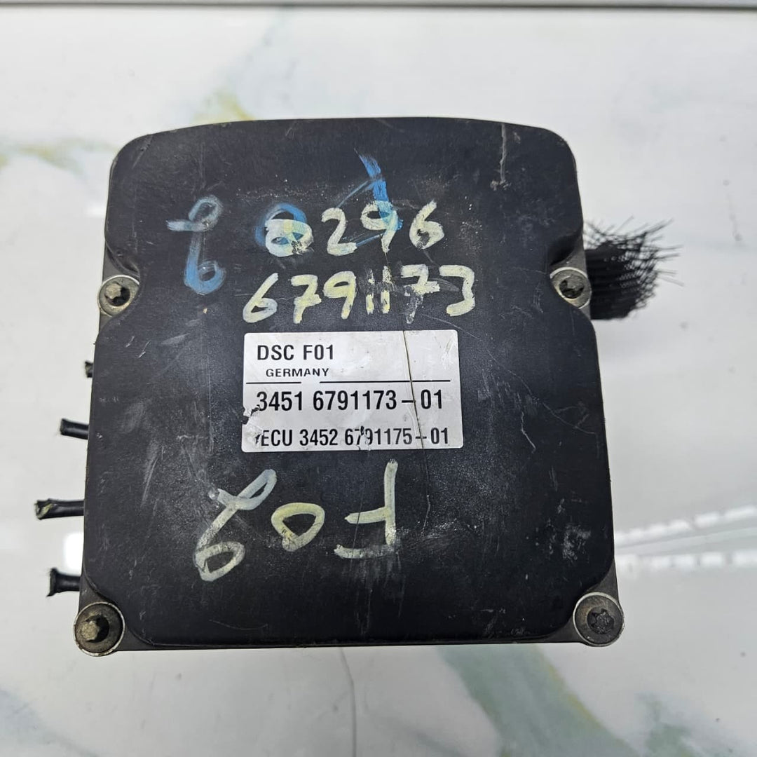 2014-2018 BMW 7 Series F01 F02 F03 F04 ABS Pump Control Unit 6791173 OEM