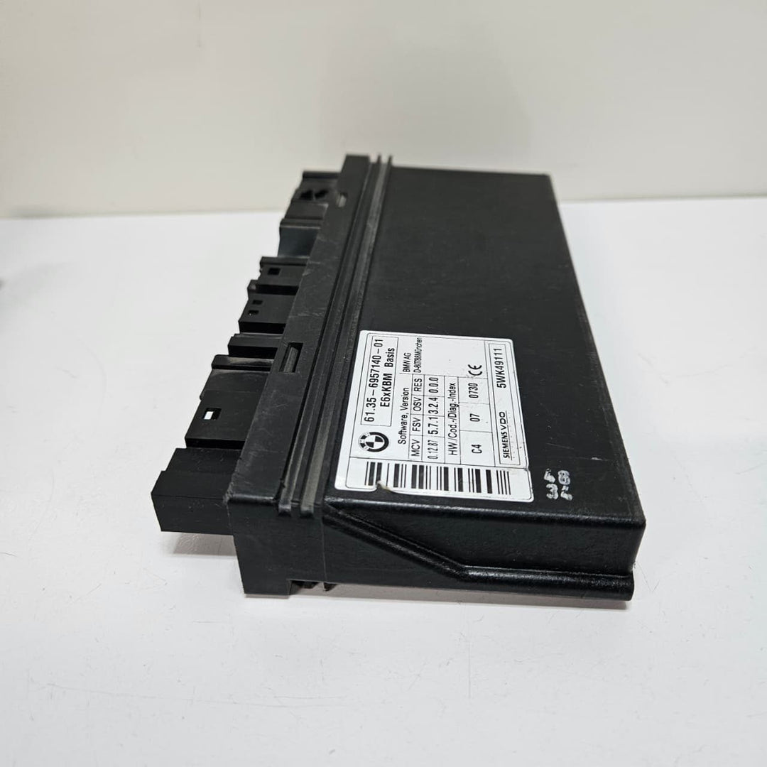2004-2007 BMW 5 6 Series E60 E63 E64 525i Body Control Module 6957140