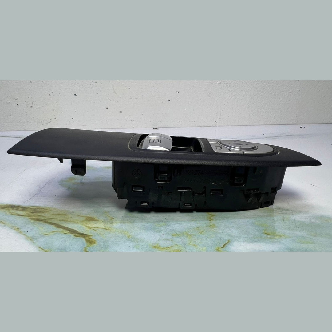 Mercedes Power Window Control Switch A2059056911 W205 C Class and Vito W447
