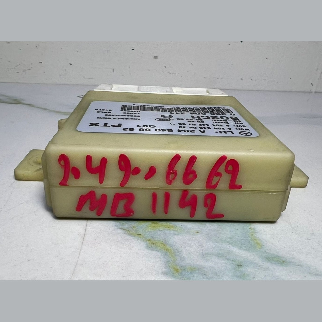 Mercedes Parking Distance Control Module A2045406662 W204 C-Class