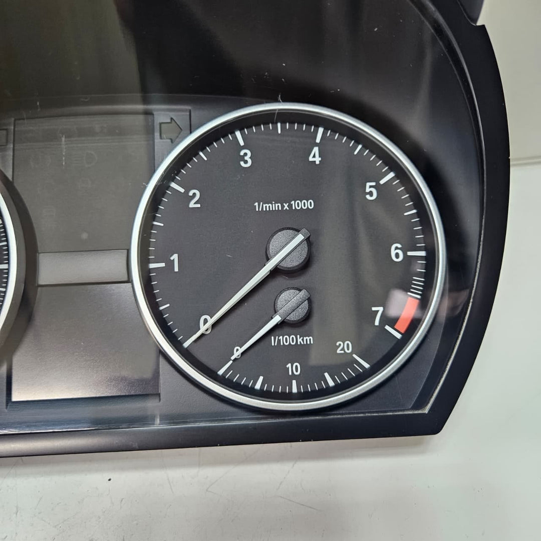 2010-2015 BMW X1 E84 Speedometer Instrument Cluster 9283807