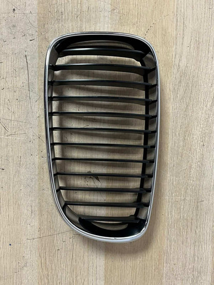 2007 BMW 1 SERIES E82 E87 E88 Grille With Chrome Frame Kidney Left 7166439 Used