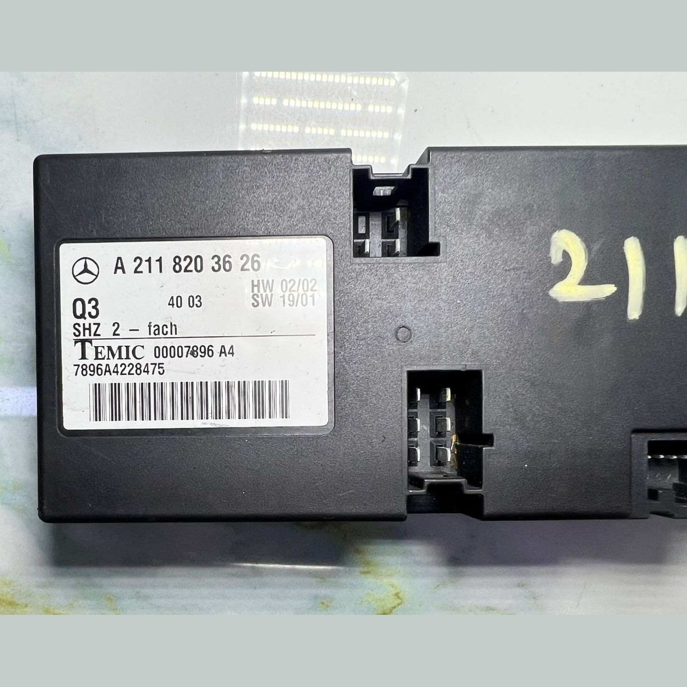 Mercedes Seat Heater Control Module A2118203626 W211 E-Class and CLS55 AMG