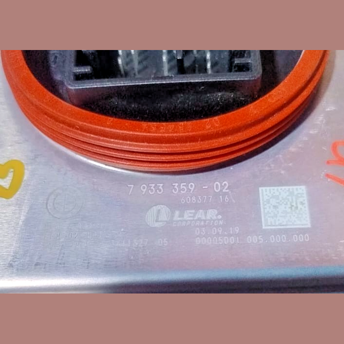 BMW G05 R LED HEADLIGHT CONTROL MODULE ADAPTIVE BALLAST US - 7933359