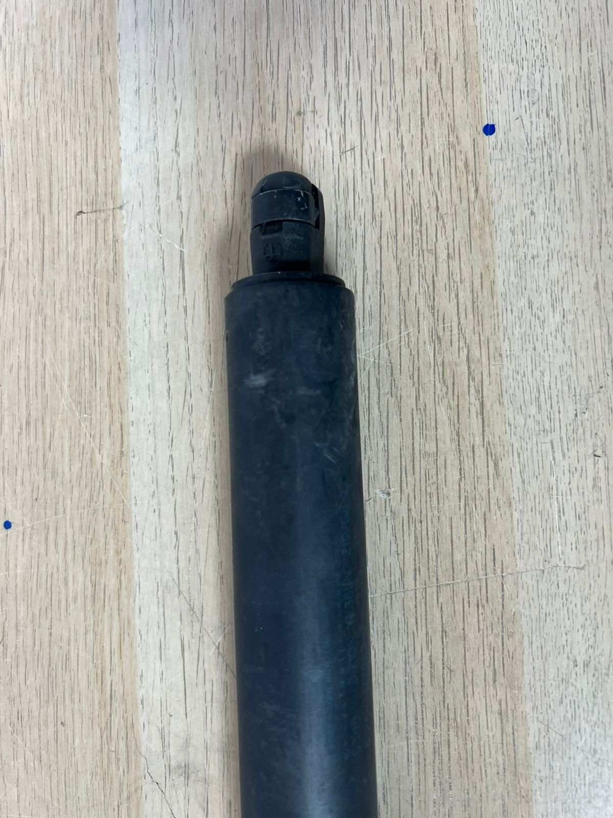  2007-2013 OEM tailgate strut for BMW X5 E70 7177283