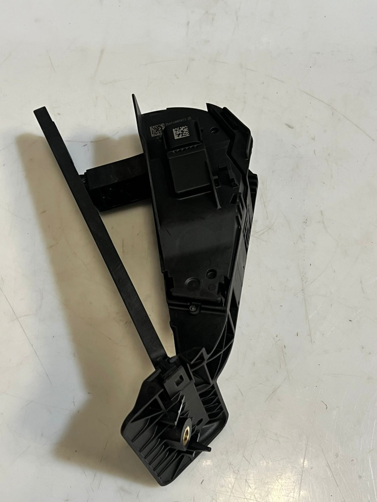 2007-2013 BMW 328i E90, E92, Z4, F48, F49 Accelerator Pedal Module 6889823 OEM