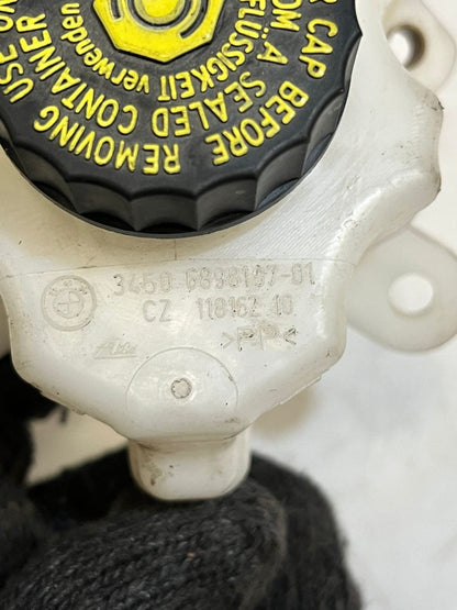 2022-2025 BMW iX 120 40 XDRIVE Brake Fluid Reservoir Expansion Tank 6898196 OEM
