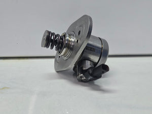 2020 BMW 750i xDrive G14 N63 High Pressure Fuel Pump 8648177 OEM