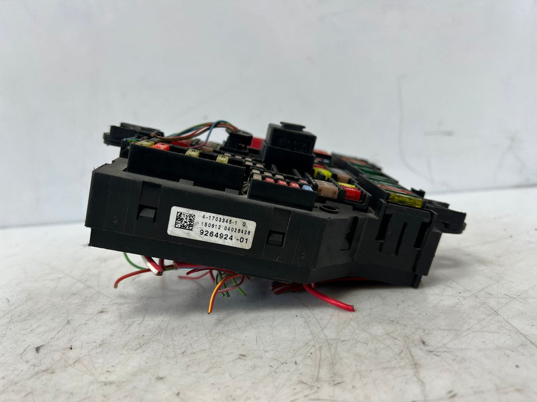 2013 BMW 750i F01 F02 F04 F06 F10 Rear Power Distribution Fuse Box 9264924 OEM