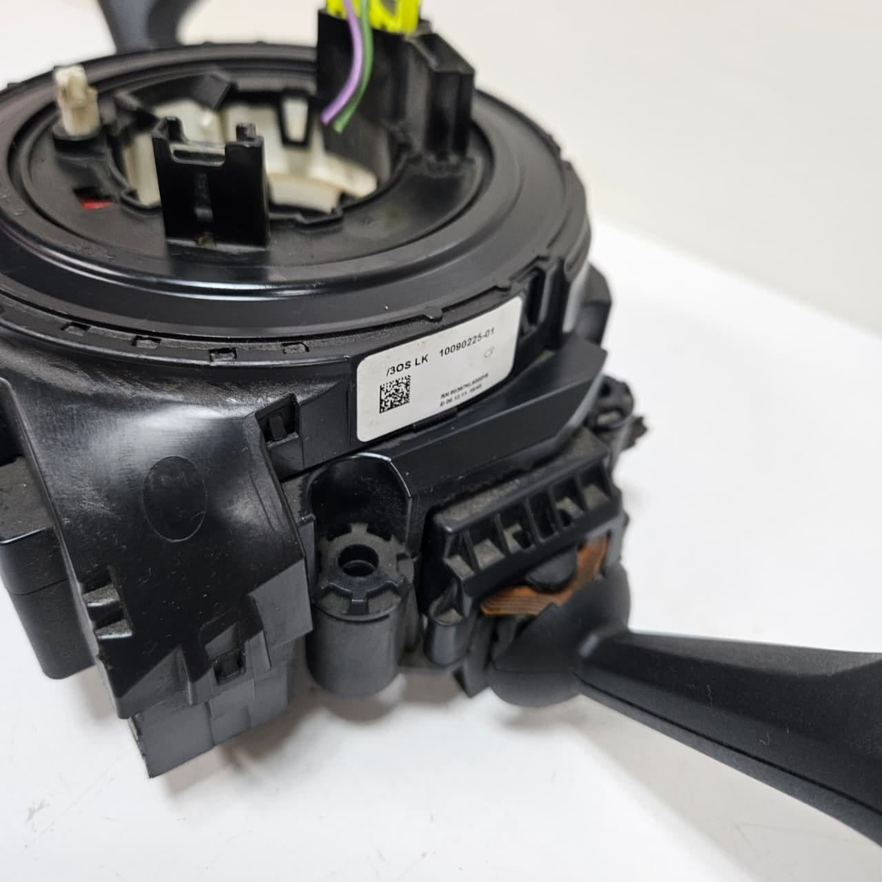 2014-2016 BMW  328D, 328i, X3 Steering Column Switch 9242282-02