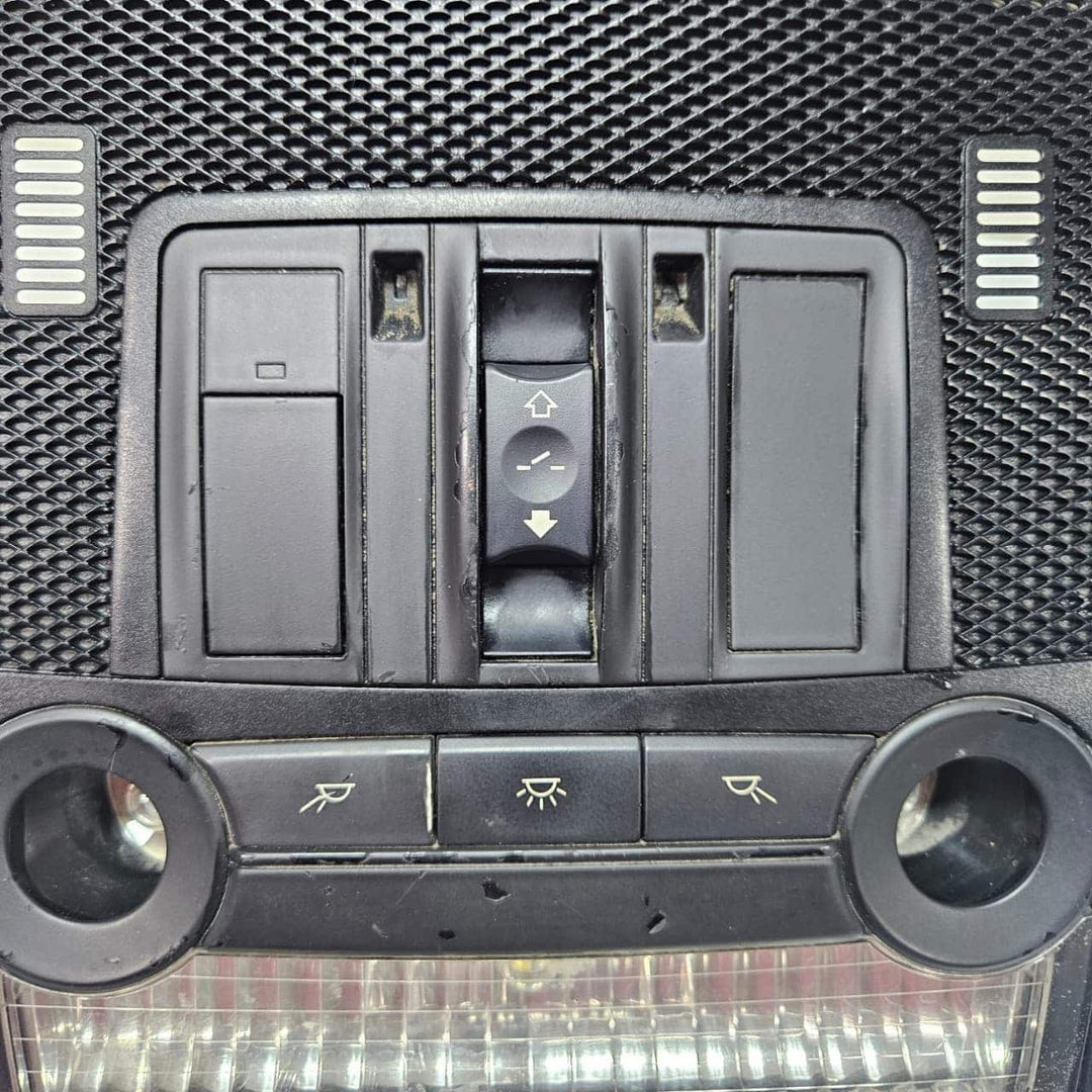 2006-2013 BMW X5 E70 Interior Light 9225913