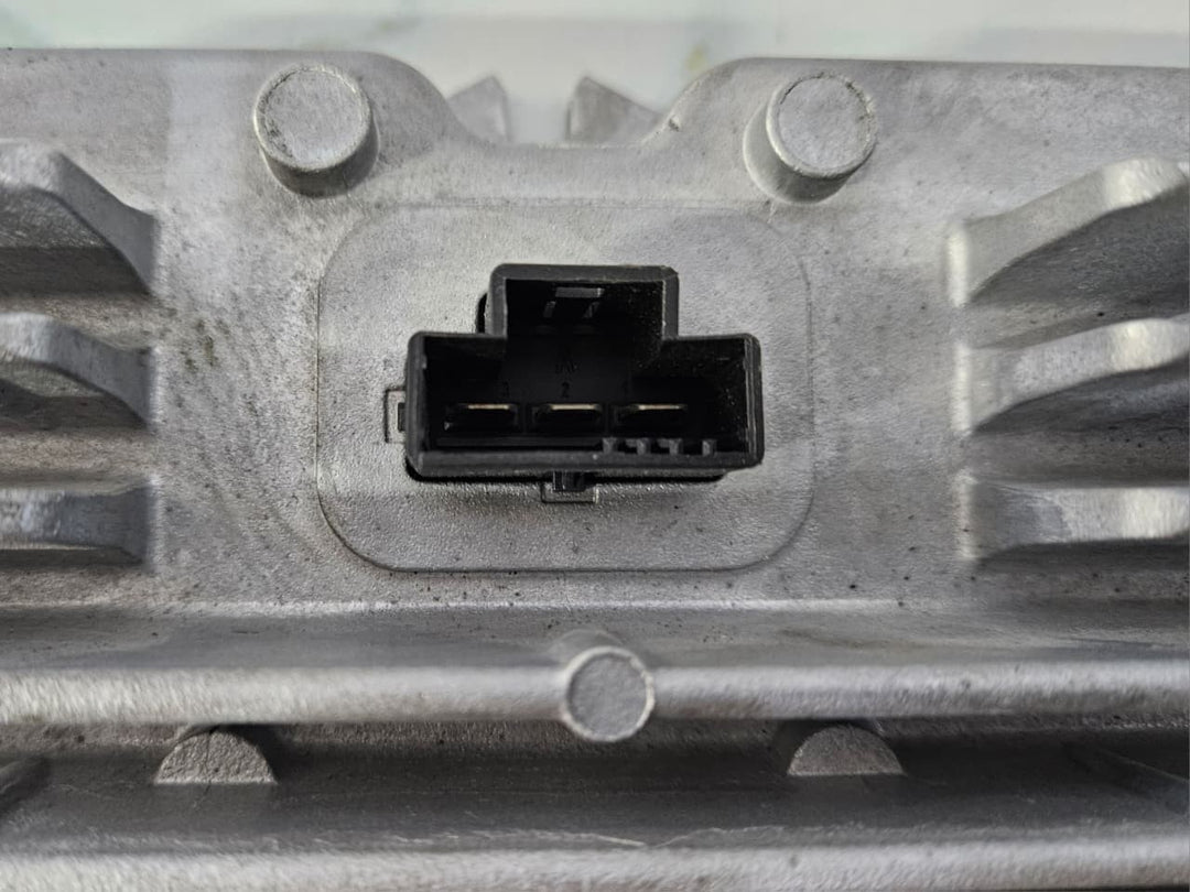 OEM BMW M550Xi 530i 540i G30 ECU VOLTAGE POWER CONTROL MODULE PCU 500 5A05A03